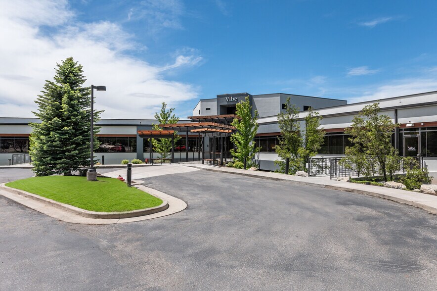 More Photos Of 6440 S Wasatch Blvd, Salt Lake City Office For Lease