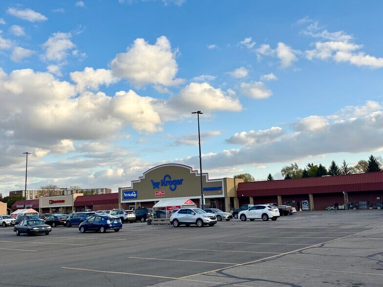 Primary Photo Of 1103-1225 W State Blvd, Fort Wayne Storefront For Lease