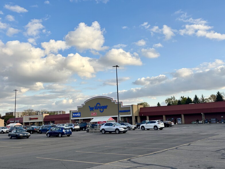 Primary Photo Of 1103-1225 W State Blvd, Fort Wayne Storefront For Lease