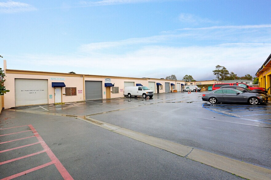 More Photos Of 2621 Pico Blvd, Santa Monica Storefront Retail Office For Lease