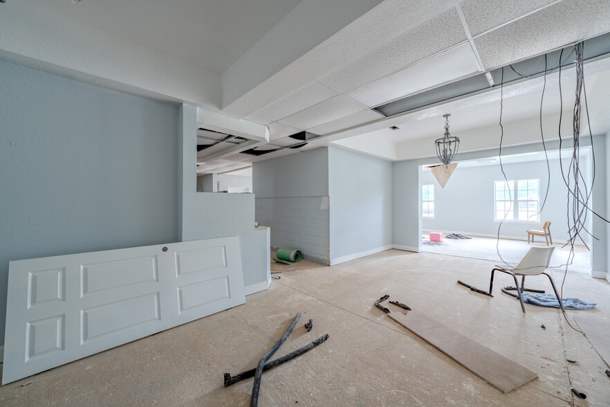 More Photos Of 18520 Blue Star Hwy, Quincy Congregate Senior Housing For Sale