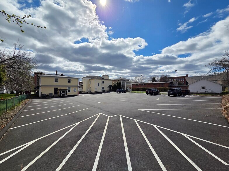 More Photos Of , Middletown Office For Sale