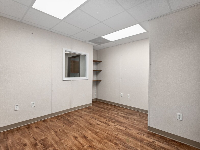 More Photos Of 447 Lily Pad Ln, Flat Rock Lodge Meeting Hall For Sale