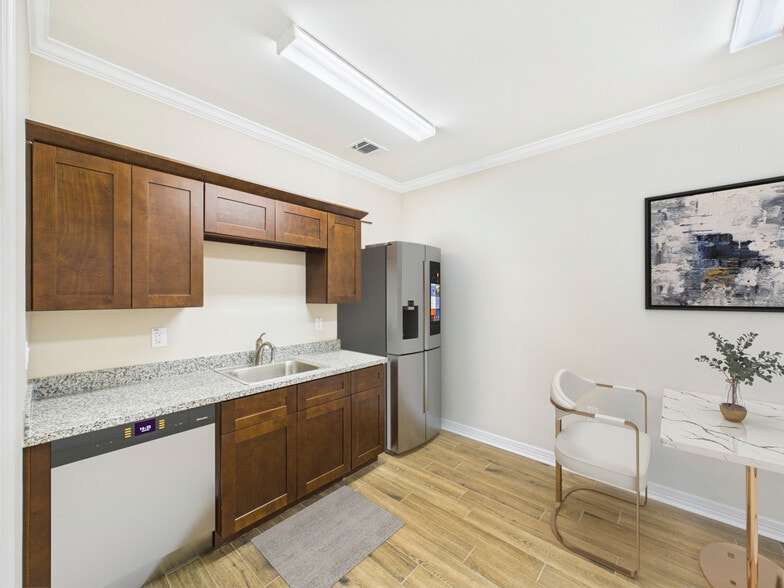 More Photos Of 2743 Smith Ranch Rd, Pearland Medical For Lease