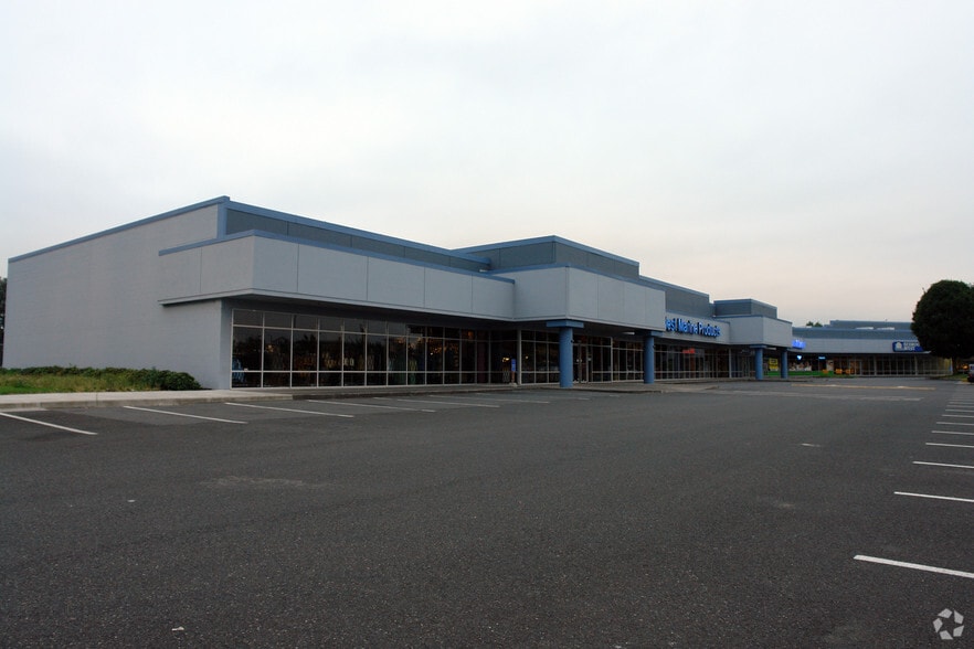 More Photos Of 1132 N Hayden Meadows Dr, Portland Unknown For Lease