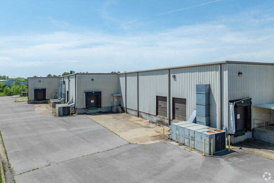 More Photos Of 941-953 Esther Ln, Murfreesboro Warehouse For Lease