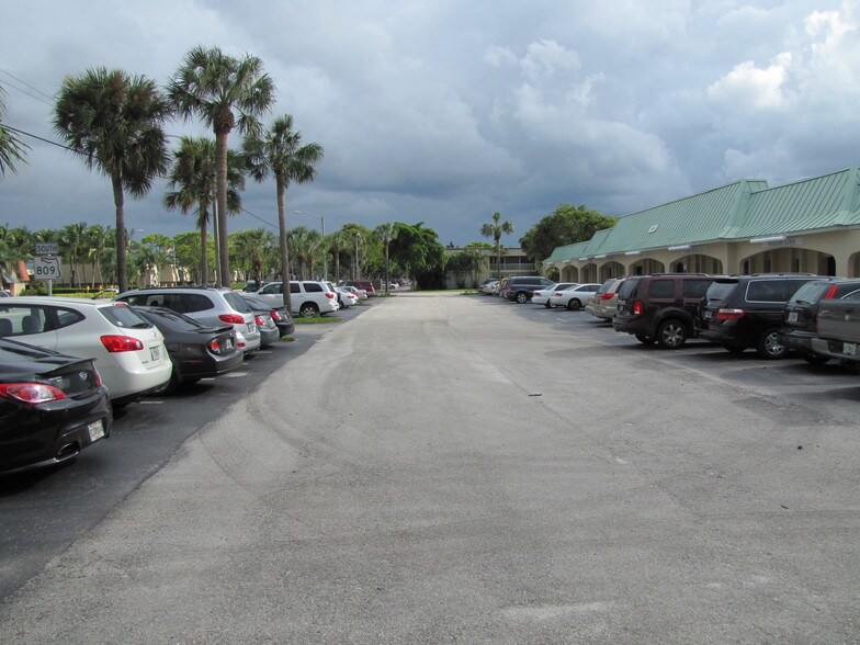 More Photos Of 10887 N Military Trl, Palm Beach Gardens Medical For Lease