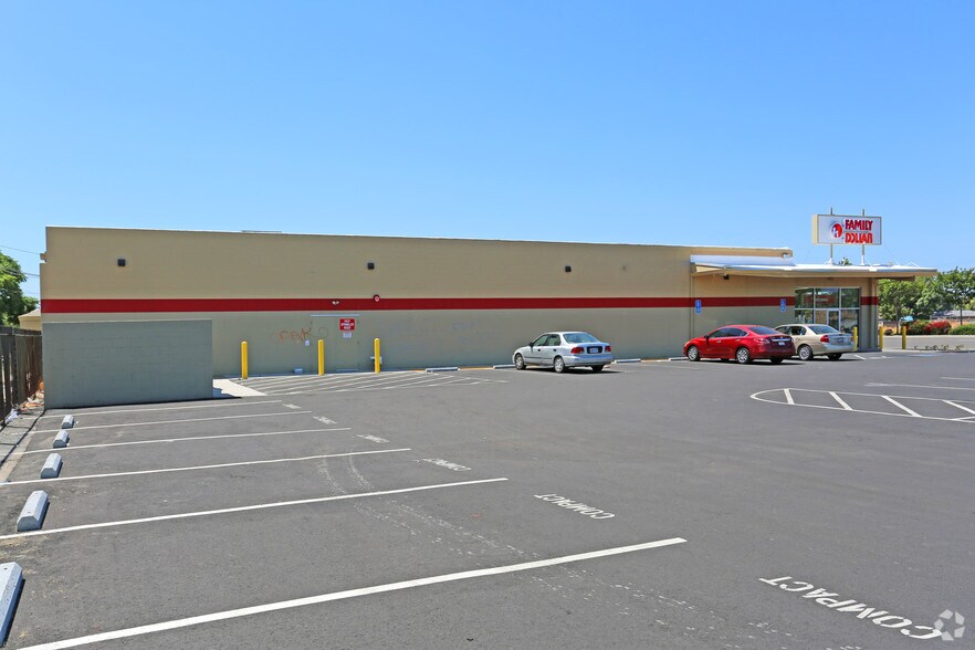More Photos Of 2318 S Airport Way, Stockton Supermarket For Sale