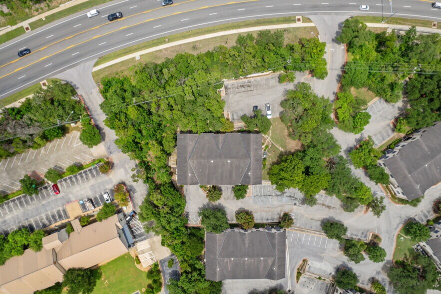 More Photos Of 4407 Bee Caves Rd, West Lake Hills Medical For Sale