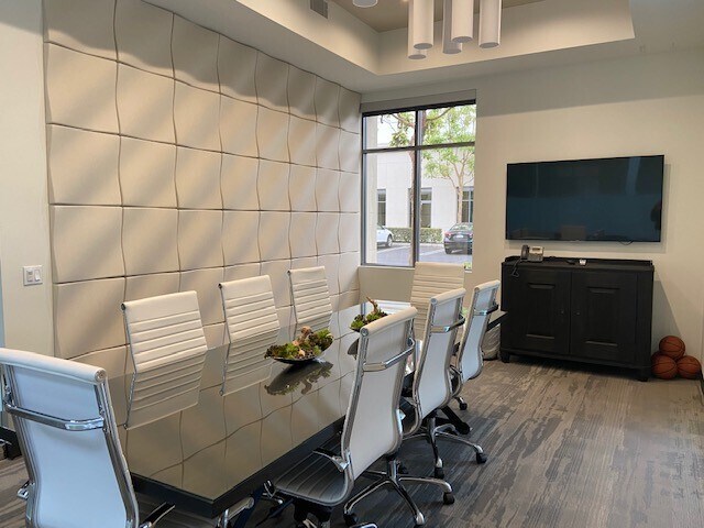 More Photos Of 260 E Baker St, Costa Mesa Office For Lease