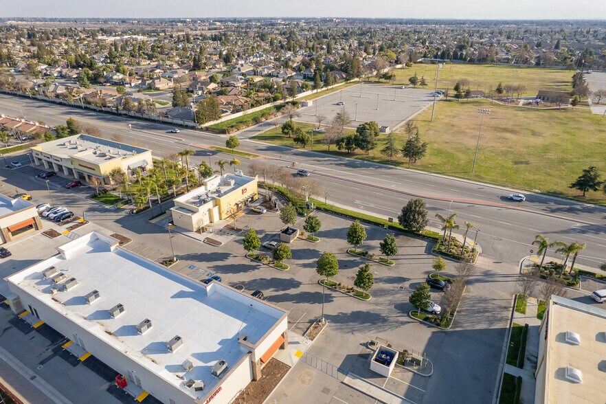 More Photos Of 11102 Brimhall Rd, Bakersfield Fast Food For Sale