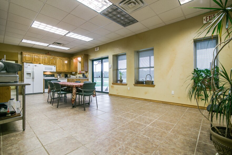 More Photos Of 4132 Interstate 30 W, Caddo Mills Coworking Space