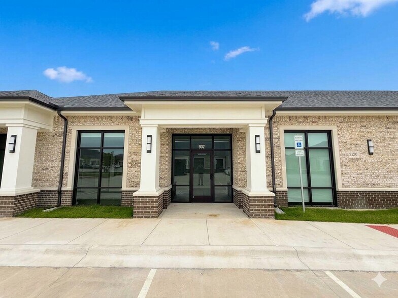 More Photos Of 2120 Prairie Dr, Prosper Medical For Sale