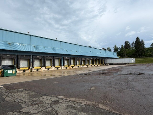 Primary Photo Of 1220 Oak Hill Rd, Mountain Top Manufacturing For Lease