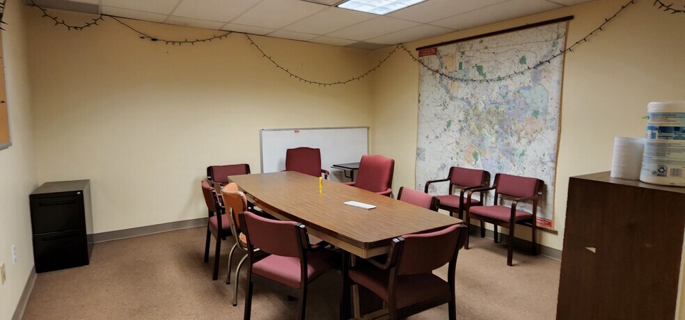 More Photos Of 5750 Baum Blvd, Pittsburgh Loft Creative Space For Lease