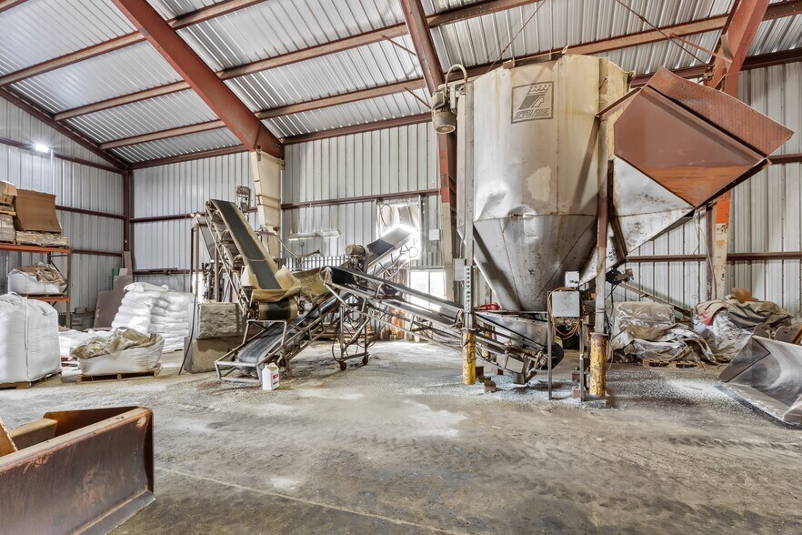 More Photos Of 908 W 1000 N, Spanish Fork Manufacturing For Sale