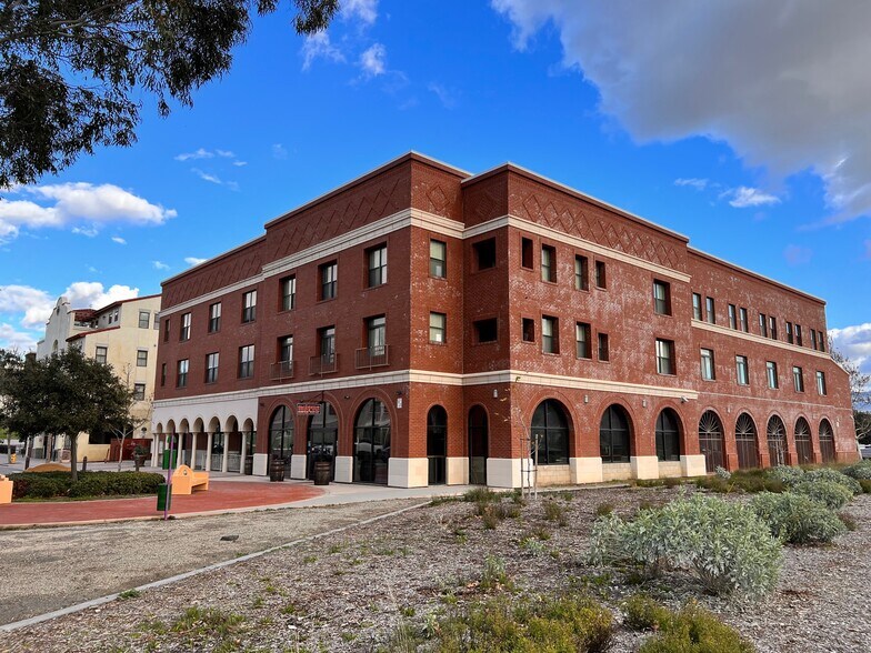More Photos Of 42081 3rd St, Temecula Apartments For Lease