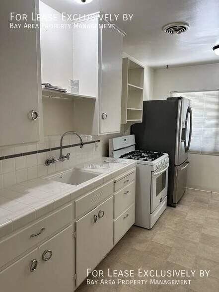 More Photos Of 472 Waverley St, Menlo Park Apartments For Sale