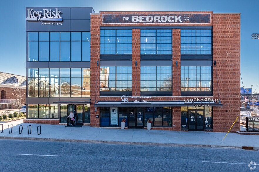 More Photos Of 275 N Elm St, High Point Office For Lease