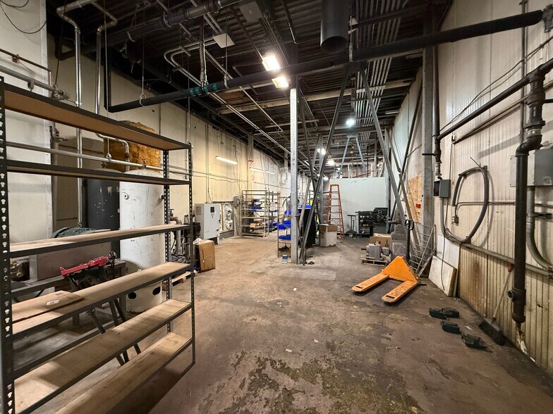 More Photos Of 4001 N American St, Philadelphia Warehouse For Lease