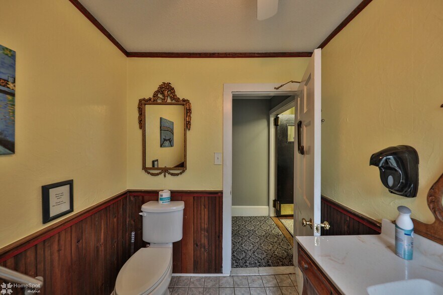 More Photos Of 2468 Route 390, Canadensis Hospitality For Sale