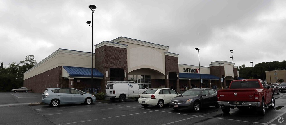 More Photos Of 19238 Coastal Hwy, Rehoboth Beach General Retail For Lease