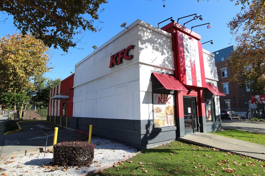More Photos Of 3400 Foothill Blvd, Oakland Fast Food For Sale