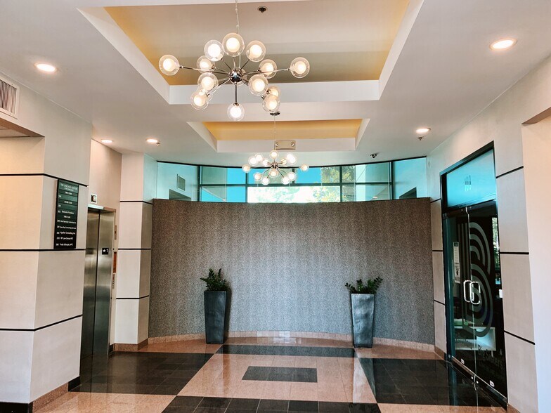 More Photos Of 2155 Chicago Ave, Riverside Office For Lease