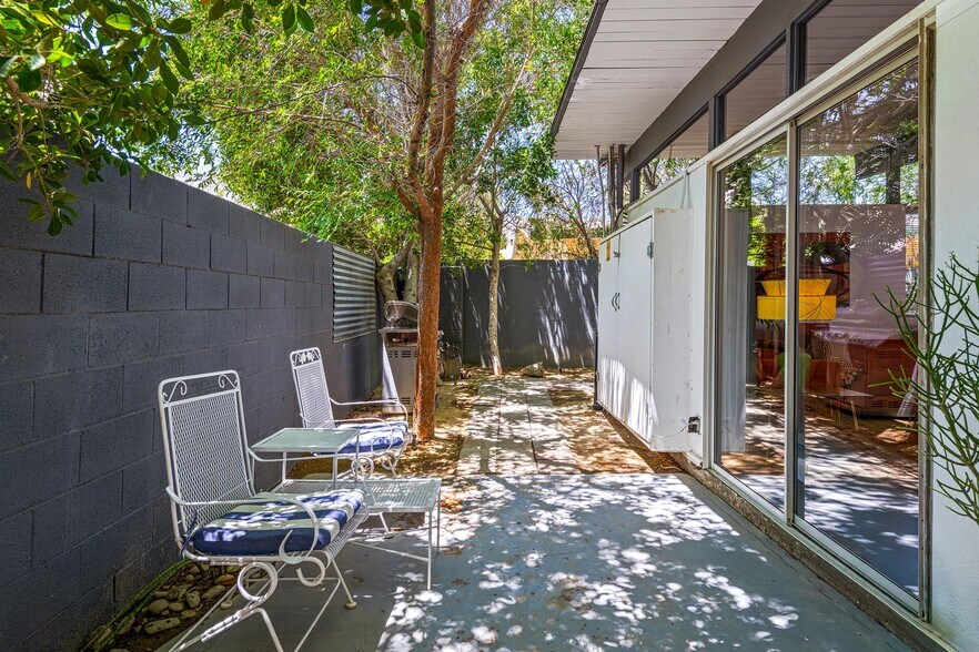 More Photos Of 795 E Chuckwalla Rd, Palm Springs Apartments For Sale