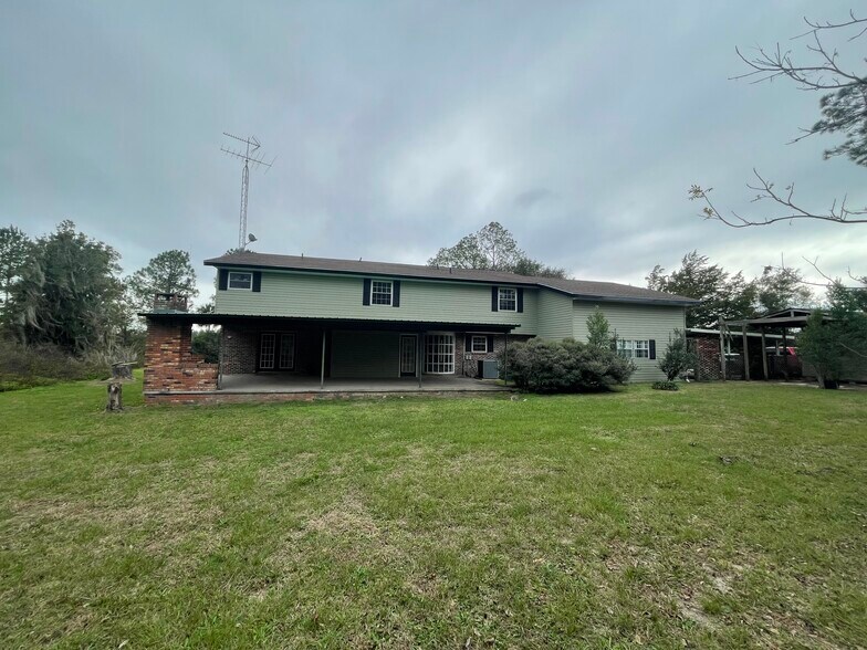 More Photos Of 135 SE Horace Witt Way, Lake City Specialty For Sale