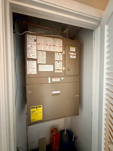 More Photos Of 433 US Route 1, York Medical For Sale