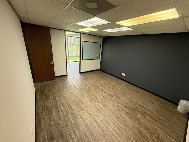 More Photos Of 1717 Turning Basin Dr, Houston Medical For Lease