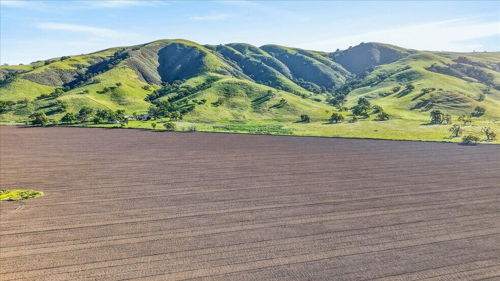 More Photos Of 0 Walnut Ave, Hollister Land For Sale