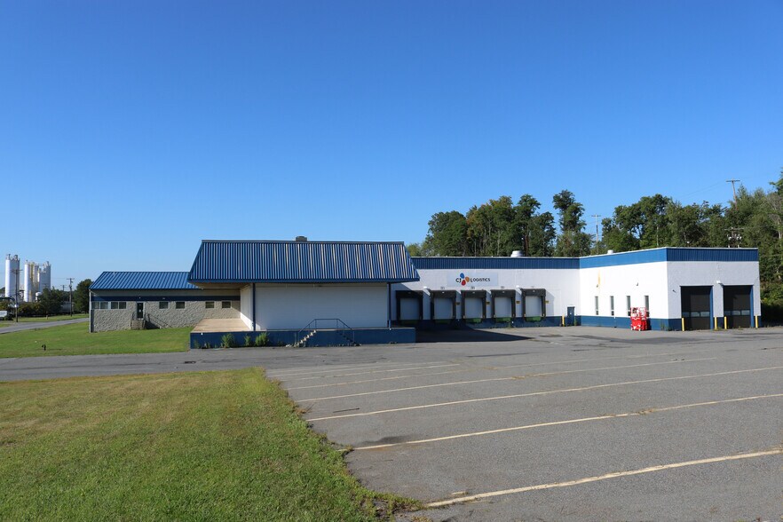 Primary Photo Of 950 N Keyser Ave, Scranton Refrigeration Cold Storage For Lease