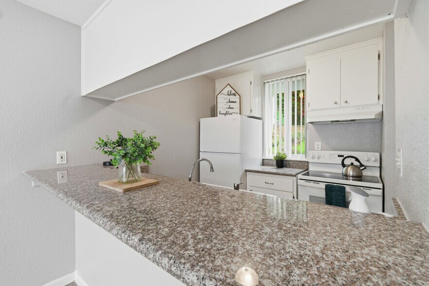 More Photos Of 123 Kathy Ellen Dr, Vallejo Apartments For Sale