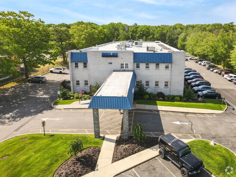 More Photos Of 55 Veterans Memorial Hwy, Commack Medical For Lease