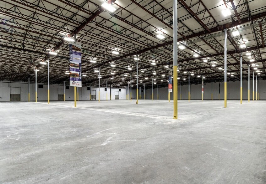 More Photos Of 1310 Citizens Pky, Morrow Industrial For Sale