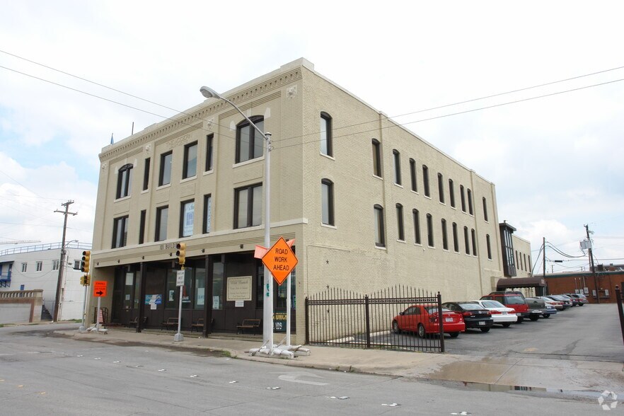More Photos Of 101 S Jennings Ave, Fort Worth Office Residential For Lease