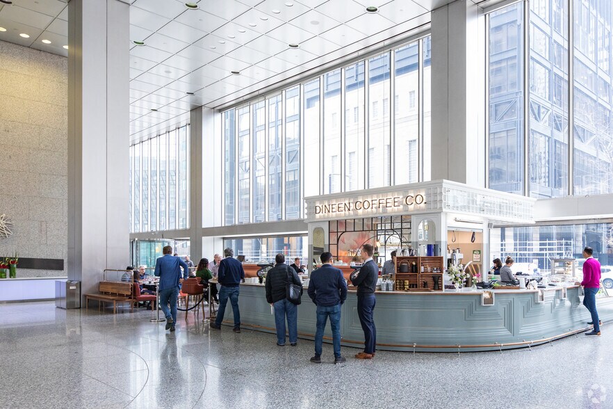 More Photos Of 199 Bay St, Toronto Office For Lease