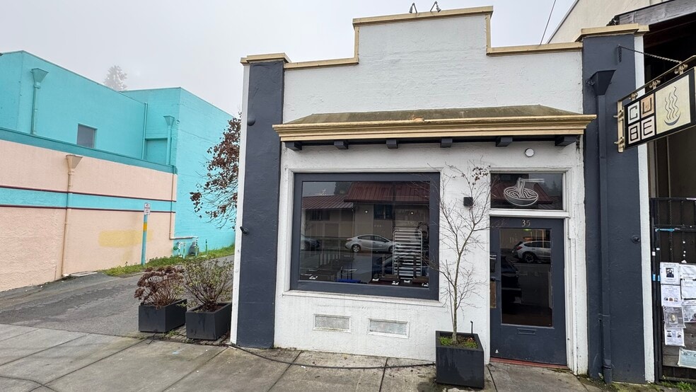 Primary Photo Of 35 E Commercial St, Willits Specialty For Sale