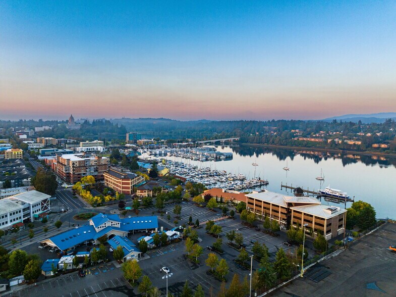 More Photos Of 724 Columbia St NW, Olympia Office For Lease