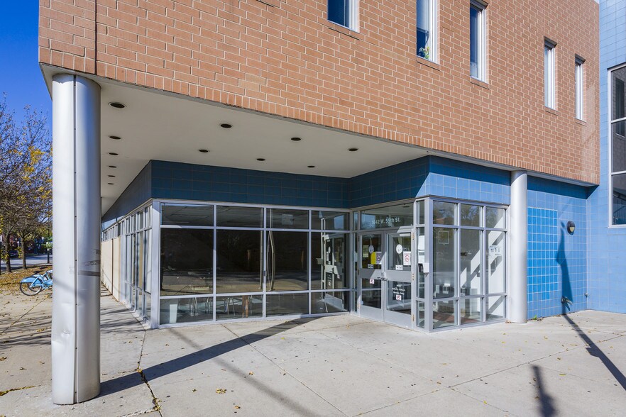More Photos Of 1642 W 59th St, Chicago Office For Sale