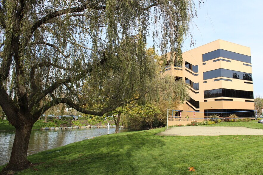 More Photos Of 5341 Old Redwood Hwy, Petaluma Office For Lease