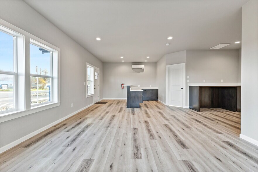 More Photos Of 12755 Clow Corner Rd, Dallas Self Storage For Sale