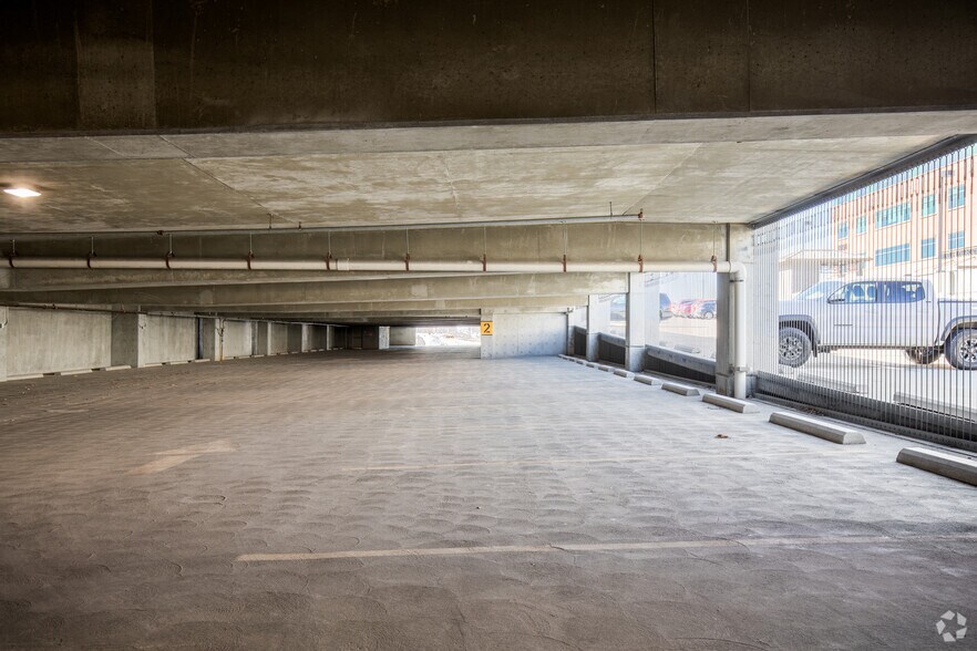 More Photos Of 1551 S Renaissance Towne Dr, Bountiful Medical For Lease