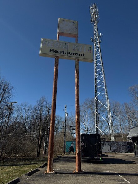 More Photos Of 1256 Columbus Rd, Granville Restaurant For Sale