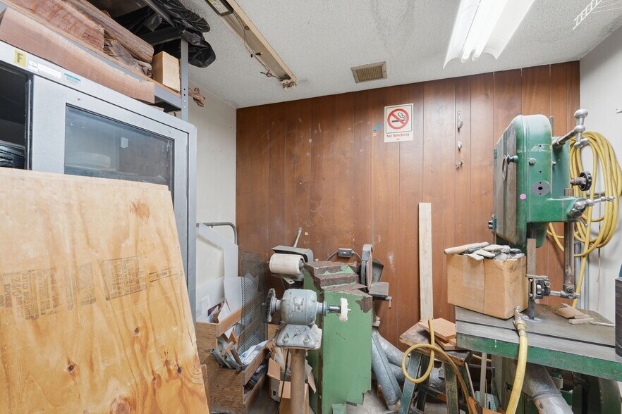 More Photos Of 2268 Long Beach Blvd, Long Beach Medical For Sale