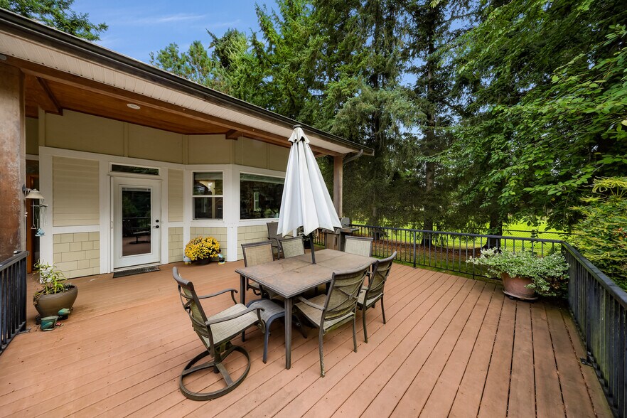 More Photos Of 918 Citadel Dr, Everson Multifamily For Sale