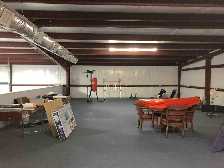 More Photos Of 124 Rose Ln, Frisco Warehouse For Sale