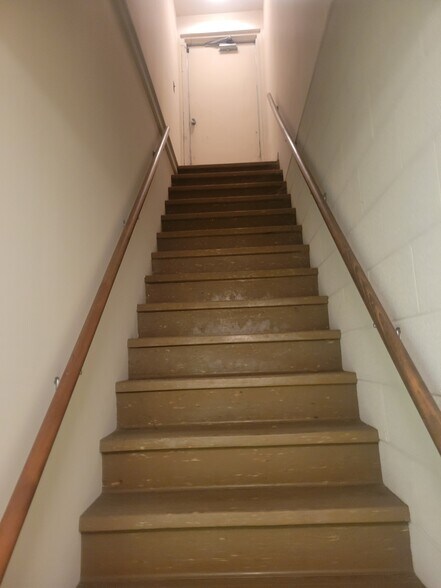 More Photos Of 731 Gratiot Ave, Saginaw Loft Creative Space For Lease